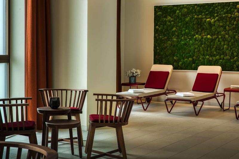 IntercityHotel Amsterdam Airport - Aktivite