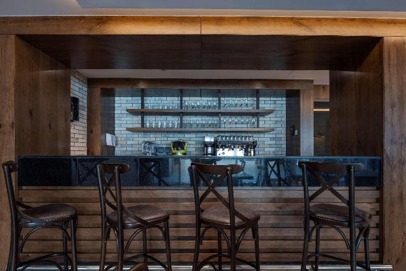 Radisson Resort Ras Al Khaimah Marjan Island - Bar