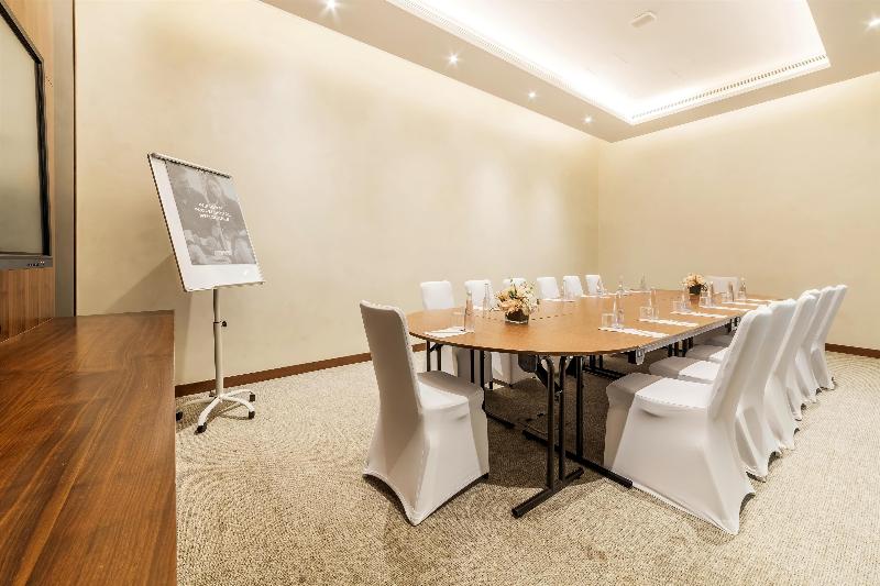 Radisson Resort Ras Al Khaimah Marjan Island - Toplantı