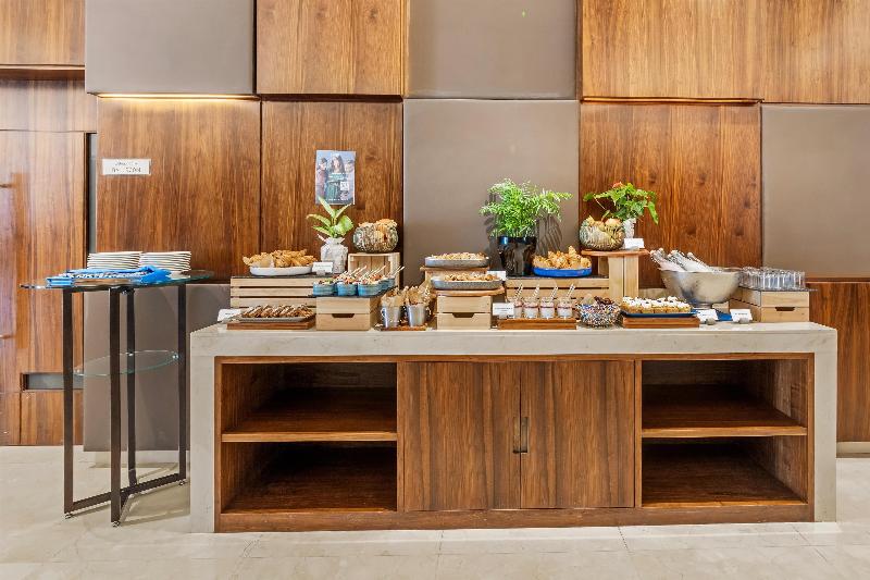 Radisson Resort Ras Al Khaimah Marjan Island - Toplantı