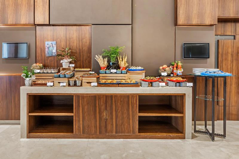 Radisson Resort Ras Al Khaimah Marjan Island - Toplantı