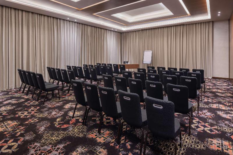 Radisson Resort Ras Al Khaimah Marjan Island - Toplantı