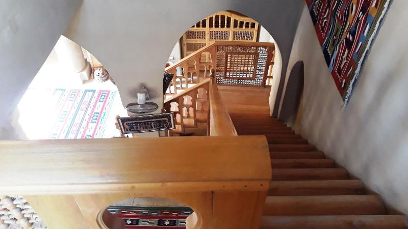 Embrace Hotel - Lobi