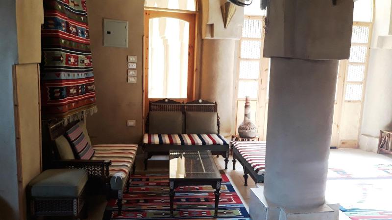 Embrace Hotel - Lobi