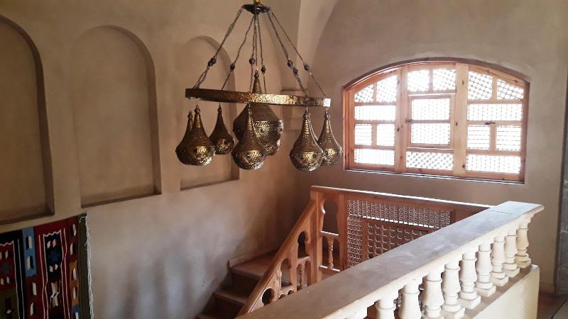 Embrace Hotel - Lobi