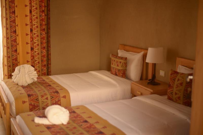 Embrace Hotel - Oda