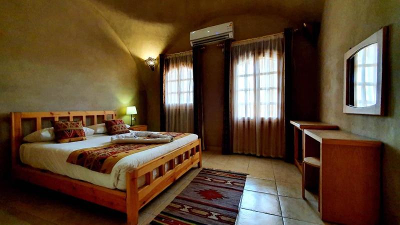 Embrace Hotel - Oda