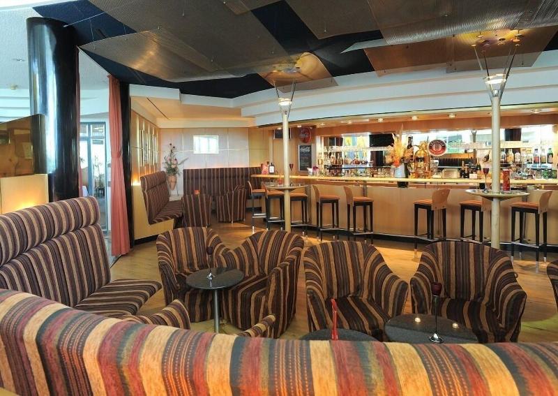 TOP CountryLine Hotel Meerane - Bar