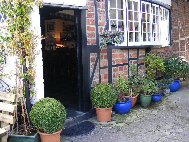 The Tree Inn - Bar