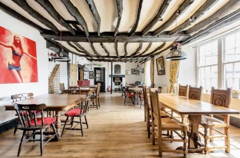 The Tree Inn - Restoran