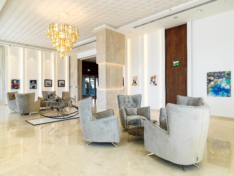 The Tower at St Raphael Resort - Lobi