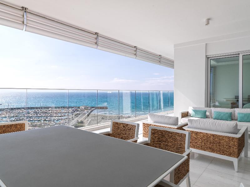 The Tower at St Raphael Resort - Oda