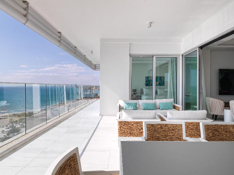 The Tower at St Raphael Resort - Oda