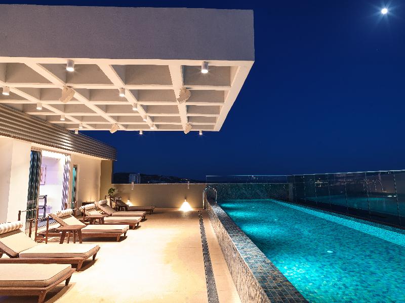 The Tower at St Raphael Resort - Havuz