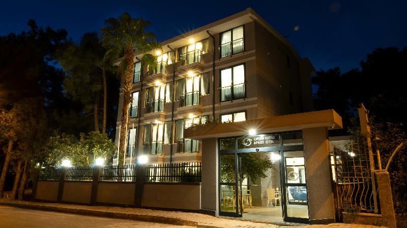 Opera Suites - Genel