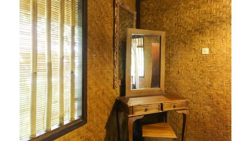 Pondok Saraswati Villas Ubud by ZUZU - Oda