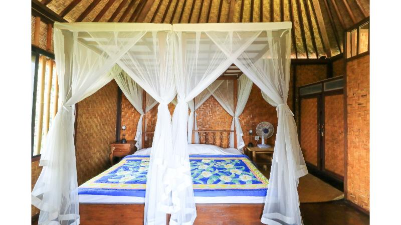 Pondok Saraswati Villas Ubud by ZUZU - Oda