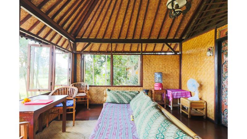 Pondok Saraswati Villas Ubud by ZUZU - Oda