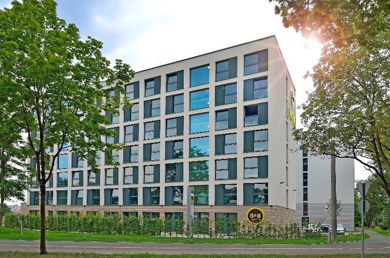 B&B Hotel Neu-Ulm - Genel