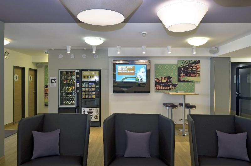 B&B Hotel Oberhausen am Centro - Lobi