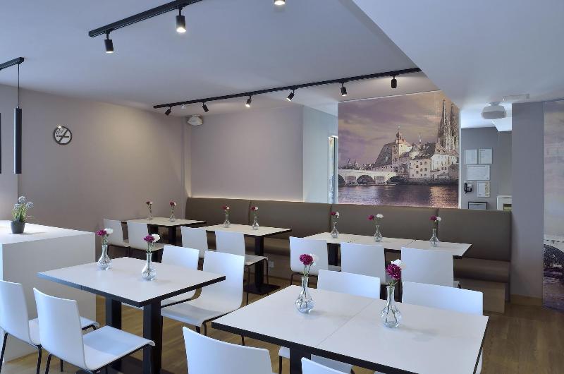 B&B Hotel Regensburg - Restoran