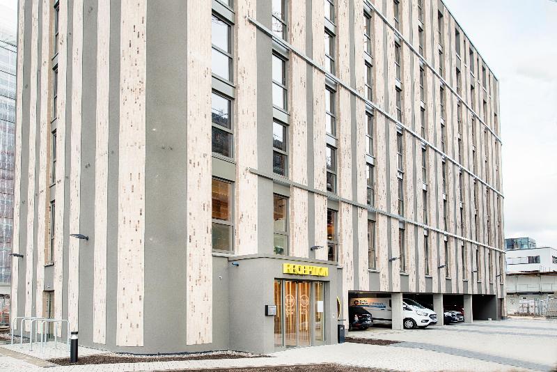B&B Hotel Rostock City-West - Genel