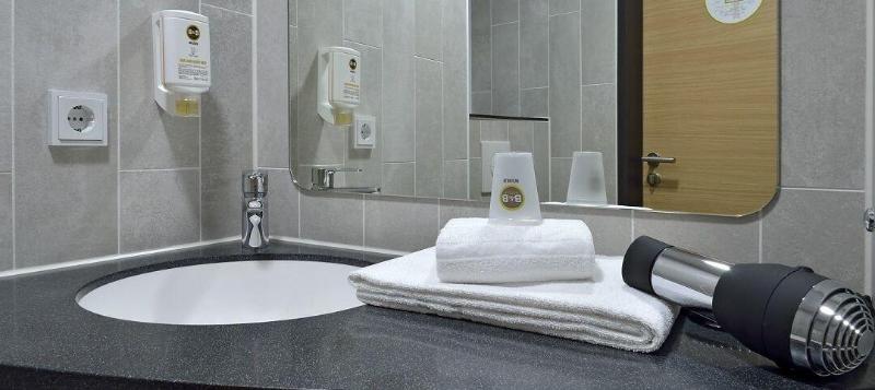 B&B Hotel Rostock City-West - Oda