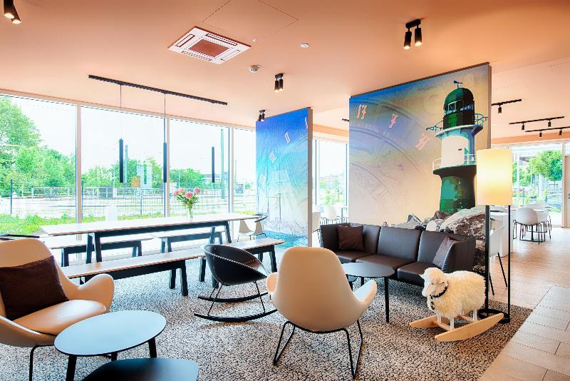 B&B Hotel Rostock-Hafen - Lobi
