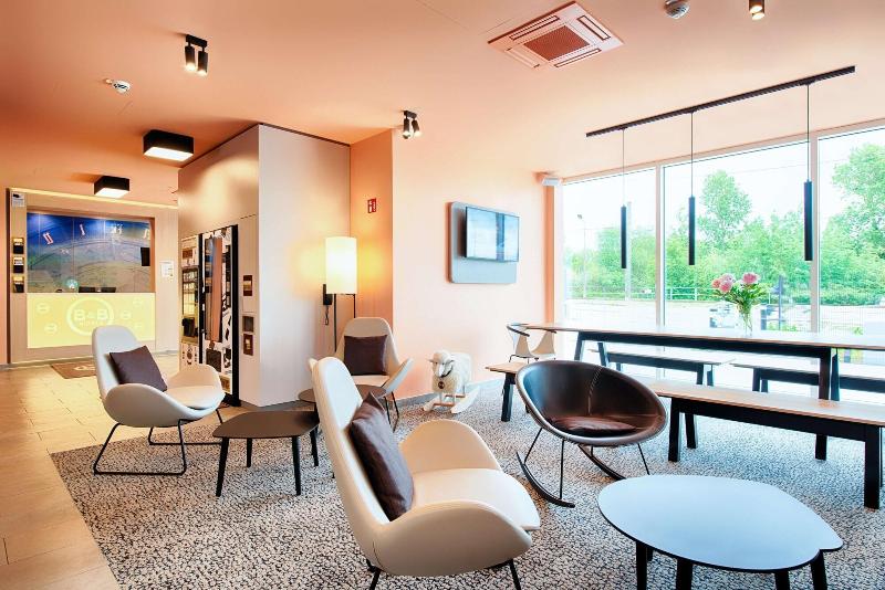 B&B Hotel Rostock-Hafen - Lobi