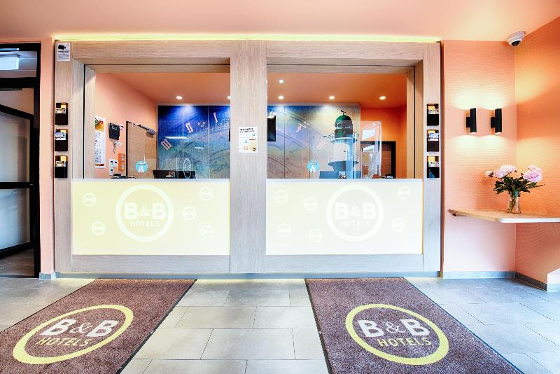 B&B Hotel Rostock-Hafen - Lobi