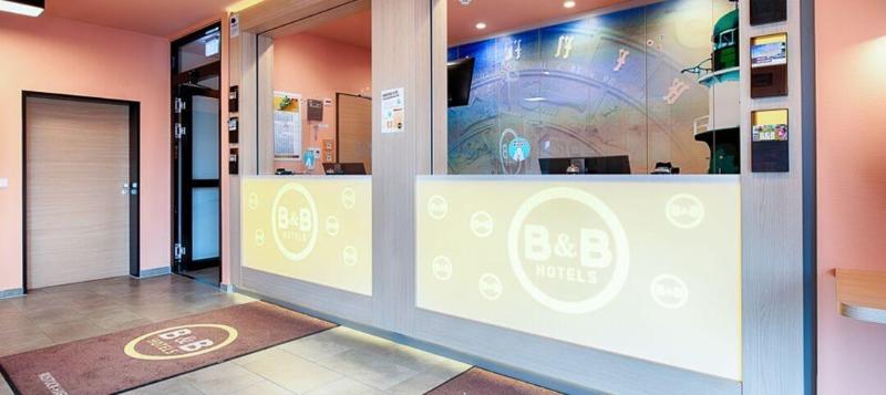 B&B Hotel Rostock-Hafen - Lobi