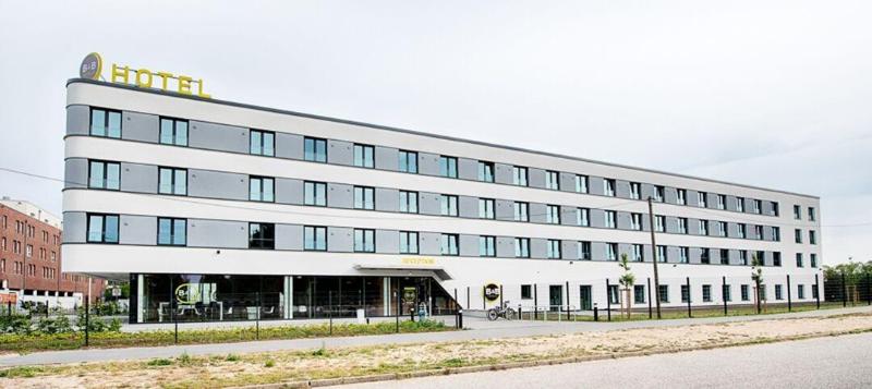 B&B Hotel Rostock-Hafen - Genel