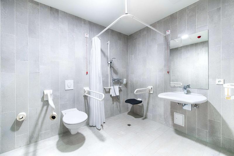 B&B Hotel Rust-Ettenheim - Oda
