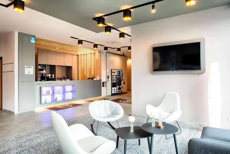 B&B Hotel Stuttgart-Neckarhafen - Bar