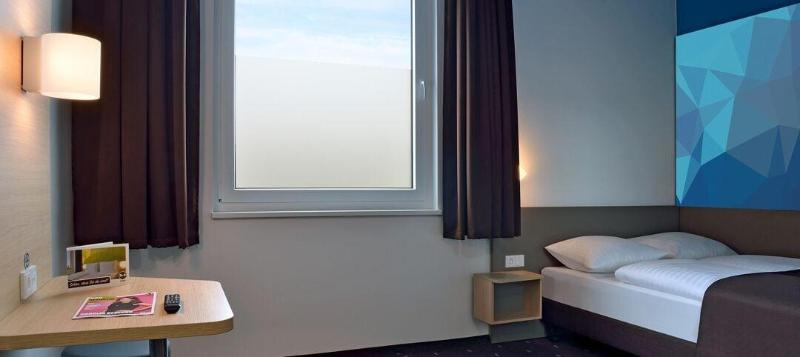 B&B Hotel Stuttgart-Neckarhafen - Oda
