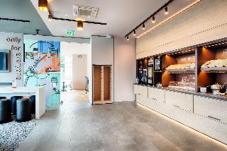B&B Hotel Stuttgart-Neckarhafen fotoÄŸrafÄ±
