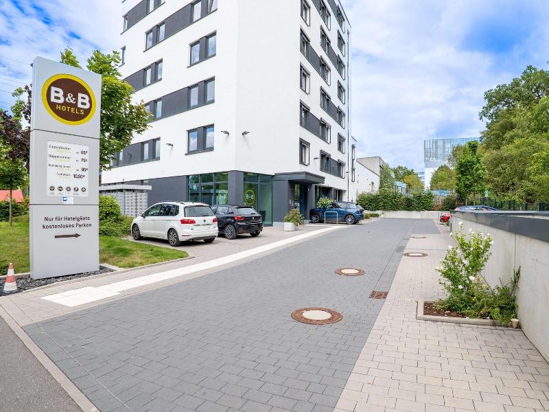 B&B Hotel Stuttgart-Airport/Messe - Genel