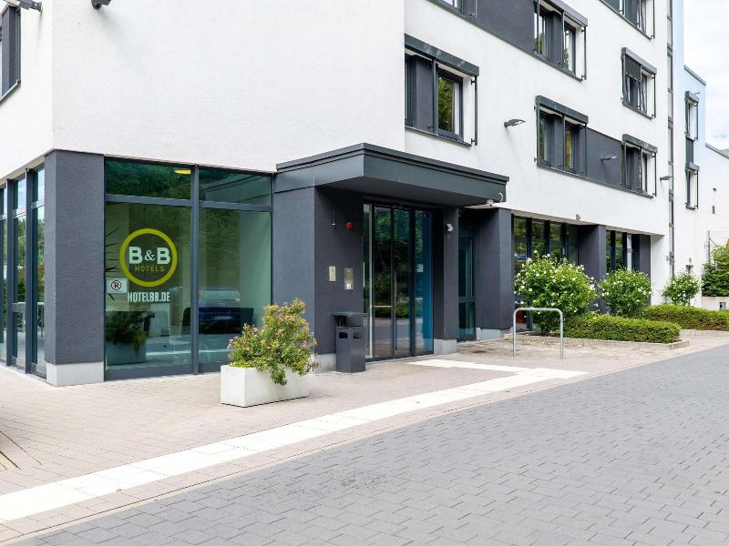 B&B Hotel Stuttgart-Airport/Messe - Genel