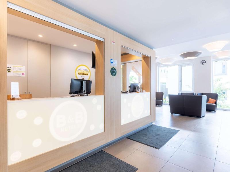 B&B Hotel Stuttgart-Zuffenhausen - Lobi