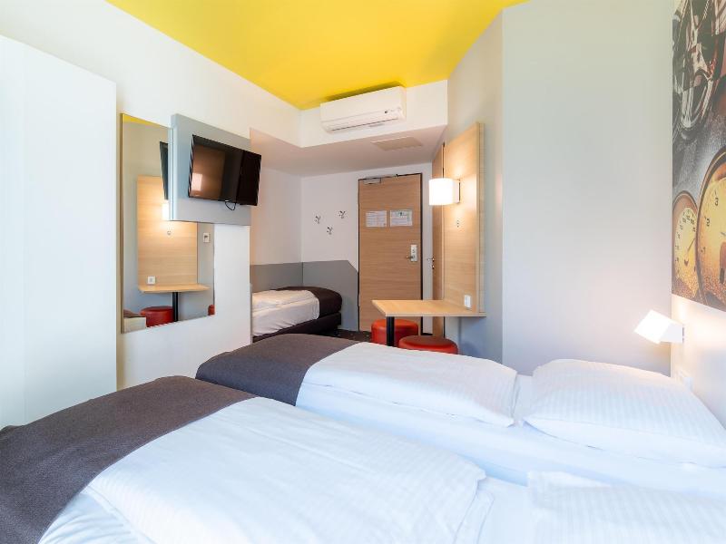 B&B Hotel Stuttgart-Zuffenhausen - Oda