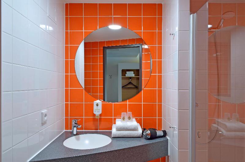 B&B Hotel Stuttgart-Zuffenhausen - Oda