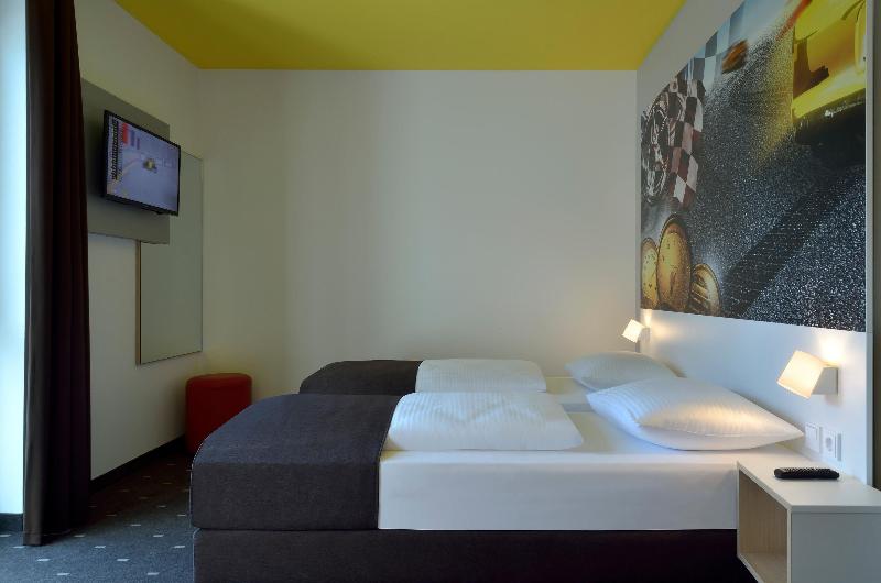 B&B Hotel Stuttgart-Zuffenhausen - Oda