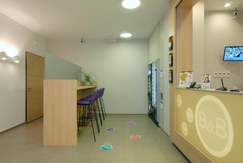 B&B Hotel Ulm - Lobi