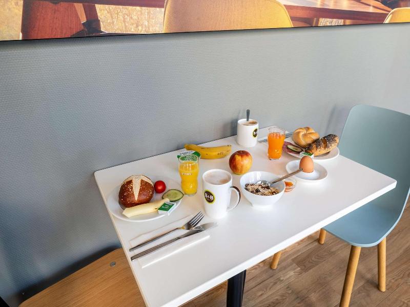 B&B Hotel Weil am Rhein/Basel - Restoran