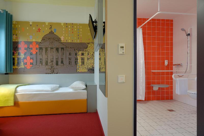 B&B Hotel Wiesbaden - Oda
