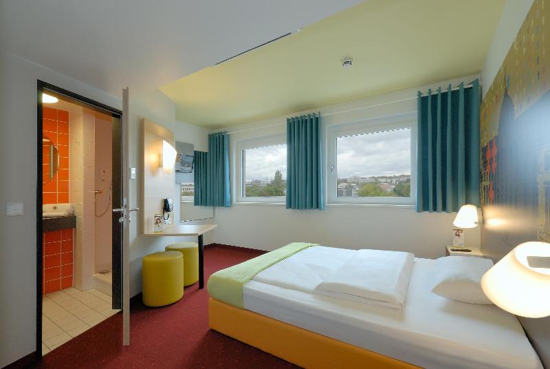 B&B Hotel Wiesbaden - Oda
