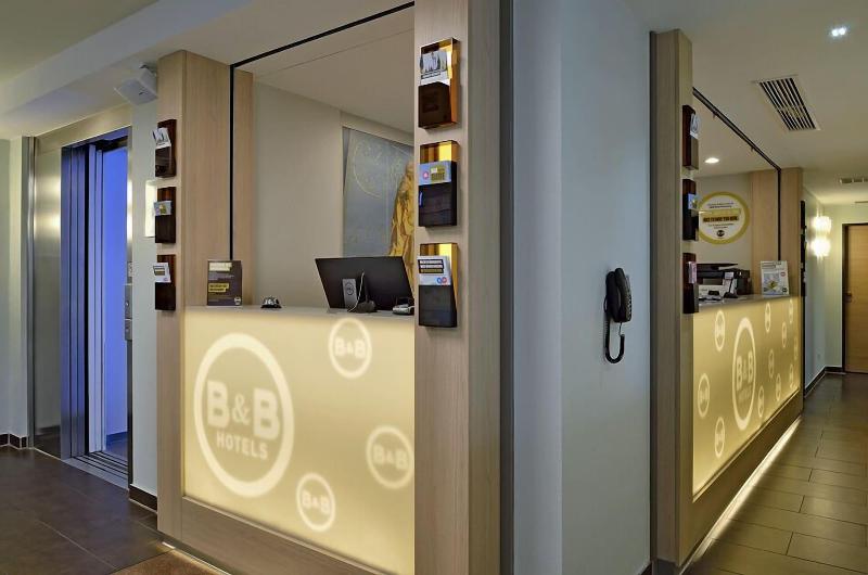 B&B Hotel Würzburg - Lobi