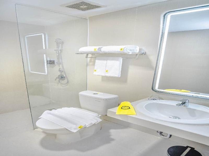YELLO Hotel Samarinda - Oda