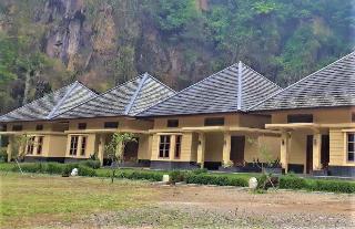 Pesona Nirwana Resort by ZUZU otel fotoğrafı