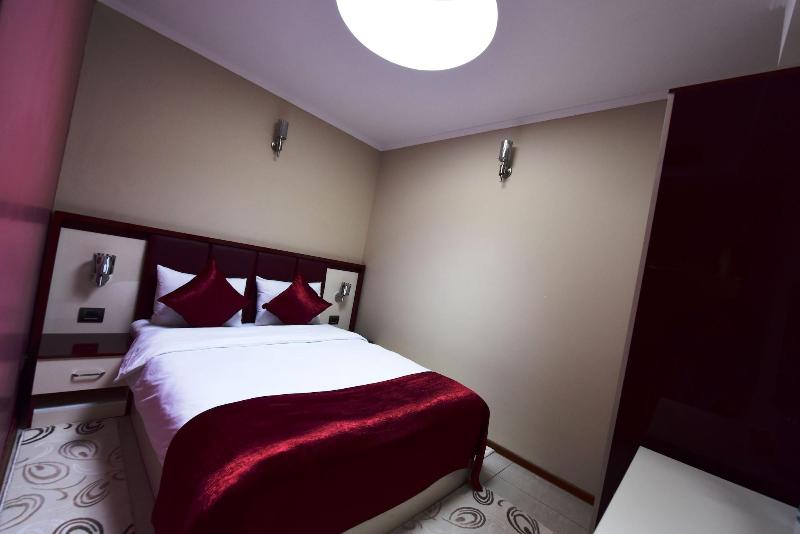 Deluxe City Hotel - Oda
